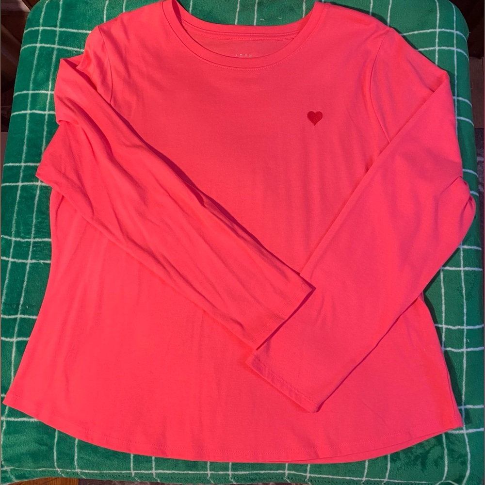 A New Day Vibrant Pink Top with embroidery heart